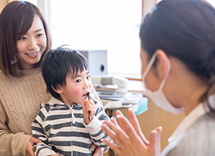 先生と親子の写真